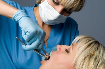 Pain-Free Dentistry In Sydney: The Advantages To You And The Dentist